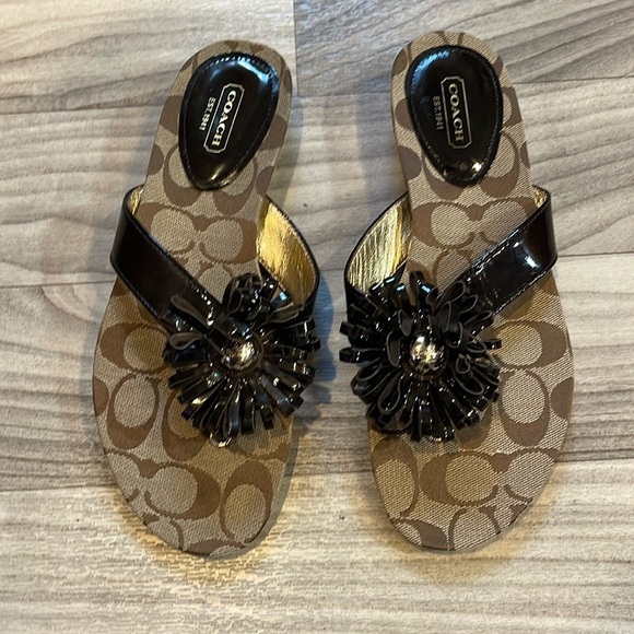 Coach Shoes - Coach Brown Patent Leather Thomg Sandal W/ Bow Size 7 1/2